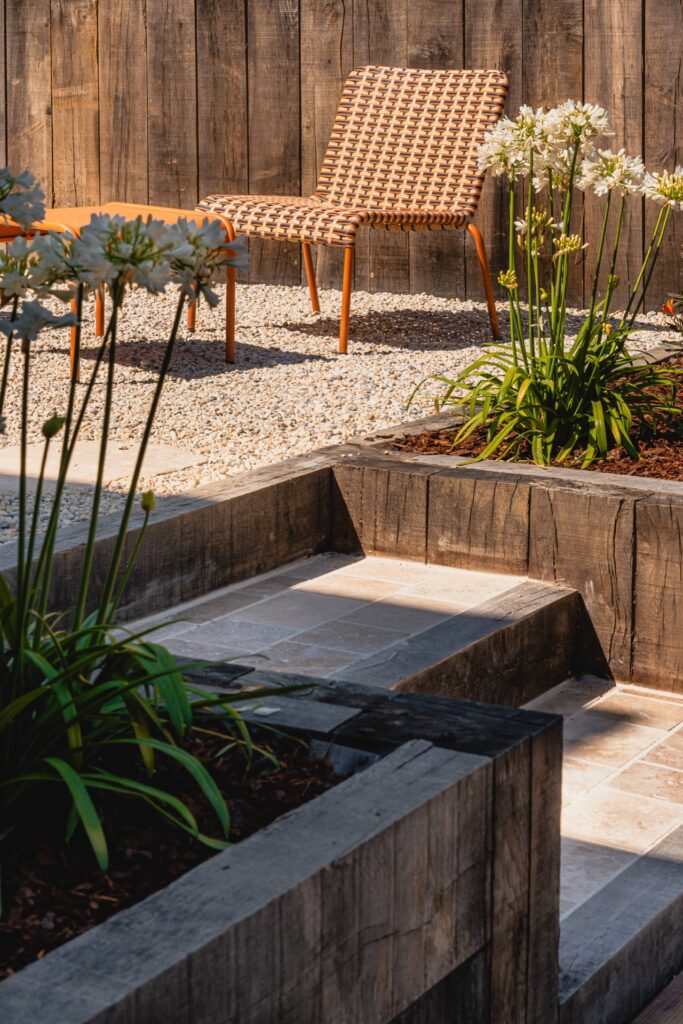Escalier dans la jardin